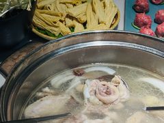 -三个椰子·现砍椰子鸡(金源CBD店)