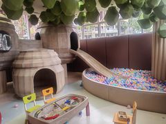 -水桶王国主题餐厅·聚会·生日派对·亲子活动·家庭套餐(亚龙湾希尔顿店)