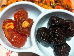 -肥肥虾庄·金牌油焖大虾(汉街SKP店)