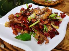 -大富蚝乌东哥饭店·石锅鱼杂·柠檬鸭(革新路店)