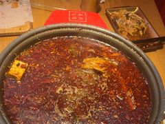 -三顾烤庐·烤鱼·烧烤·龙虾(奉贤店)