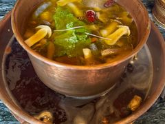 -慢丽江·云南野生菌土鸡锅(付家庄店)