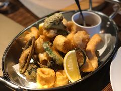 -Carbon莫卡哆·意大利复古集市餐厅(杭州大厦店)