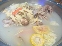 -红牌美蛙鱼头火锅(万辉国际广场店)