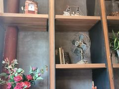 -童年小筑餐厅(申花路店)