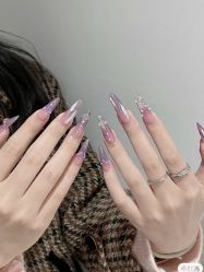 -FuFu美甲美睫