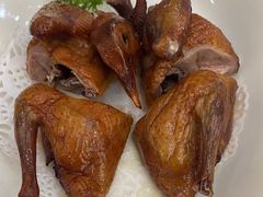 石岐乳鸽-轩记海鲜餐厅·四十五年老字号·经典粤菜(西区彩虹店)