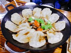 地锅小公鸡-十二道丰味·徐州土菜·烧烤(何山路店)
