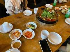 -喇喇排骨火锅·传统韩式脊骨汤(望京西园总店)