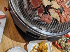 -青瓦餐厅·生鱼片·韩园烤肉(西塔店)
