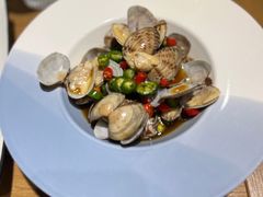 -臻鲜燕海鲜融合餐厅(金陵style店)
