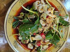 -一品红烧鸭特色川菜(三岔湖店)