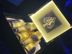 -简奥斯汀·赫本酒吧