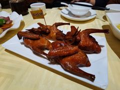 招牌烤乳鸽-石岐佬中山菜馆(张溪店)