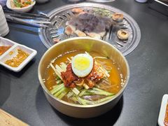 -韩聚屋韩国烤肉餐厅(新北万达店)