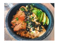 牛油果配三文鱼饭-ATLAS COFFEE(雅居乐中心店)