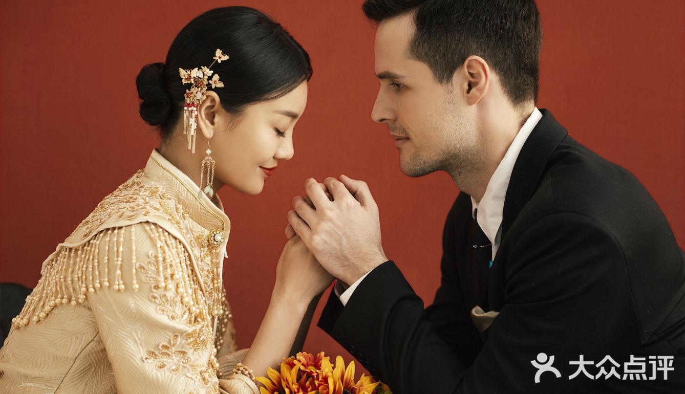 复古中式婚纱照 旧时光的恋人