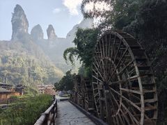 -矮寨·十八洞·德夯大峡谷景区
