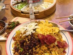 -怪噜范·老贵阳街头名小吃(数博万达店)