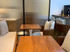 -Line 咖啡(石厦花园店)