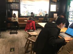 大堂-星巴克(北京长安商场店)