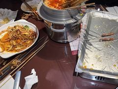 -三个大叔烤羊肉串·歌手驻唱·碳烤鲜肉(西三旗店)