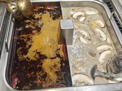 -海底捞火锅(新松江路生日主题店)