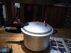 自助取餐区-路边摊小炉子烧烤