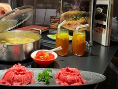 -鲜入唯煮·港式海鲜牛肉火锅(金宝街店)