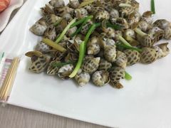 -覃记海鲜美食餐厅
