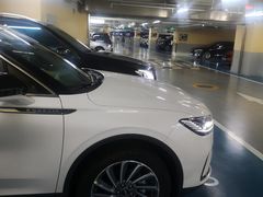 -日月光中心-停车场