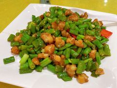 豆角炒腩肉-骑龙海鲜酒家