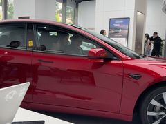 -TESLA 特斯拉(广州天环广场体验店)