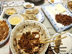 老北京炸酱面-海碗居(王府井店)