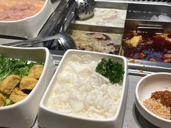 -海底捞火锅(宝龙广场夜宵主题店)