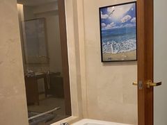 -汕尾巴黎半岛酒店