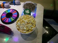 -卡迈隆主题量贩式KTV(中百大厦店)