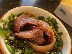 -金鼎雪山牦牛杂火锅(理县总店)