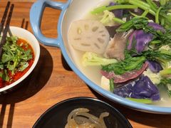 -万记麻辣烫国展总店