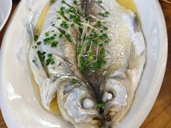 -品鲜村农家菜·阳澄湖大闸蟹(总店)