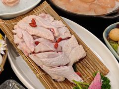 -得意咚瓜·顺德鱼生·冬瓜火锅(深圳首店)