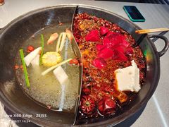 -周小明火锅(黑金冠社区店)