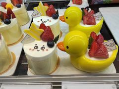 -花花卷卷·鲜食蛋糕(静安久光百货店)