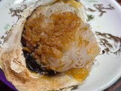 蒜蓉粉丝烤生蚝-蚝堡海鲜·威海菜·海肠捞饭·烧烤·亚洲吃蚝公司(幸福门店)