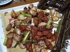 -东来菜馆•手抓海鲜家常菜•海鲜锅贴(鸽子窝店)