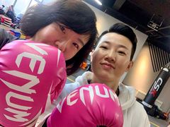 -享受健身·美体塑形馆