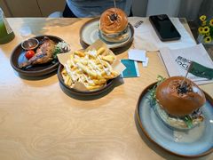 -龙治汉堡(中华城店)