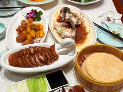 -梅利汴京烤鸭•开封豫菜地标店(东大街店)