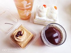 -红宝石·鲜奶小方·海派西点房(丰庄店)