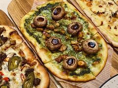 -Huii cafe&bar 绘咖啡(U37店)